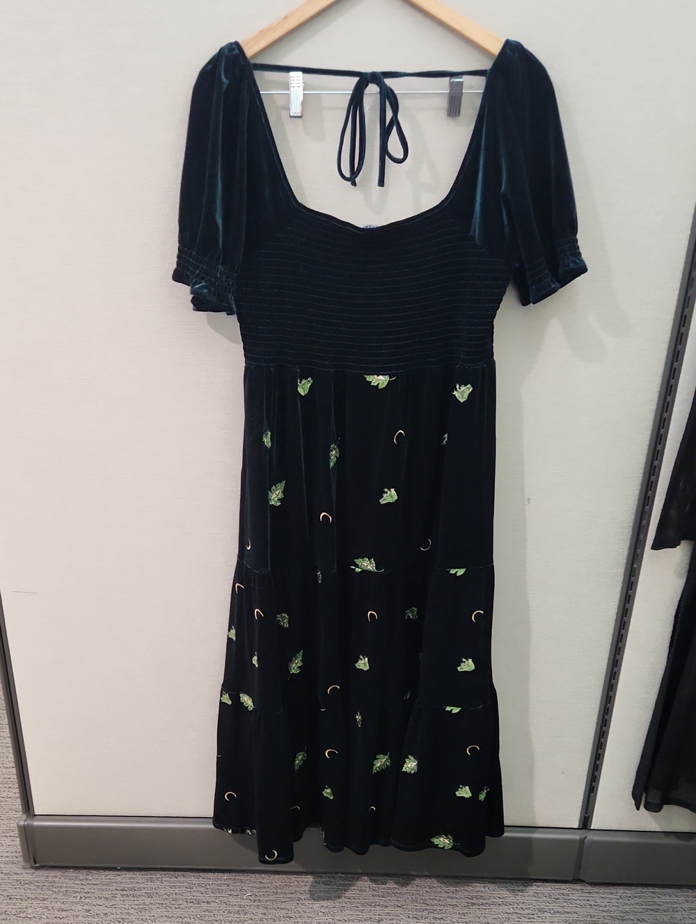 Disturbia Swamplife Velour Midi Dress Size 12 - Picture 6 of 15
